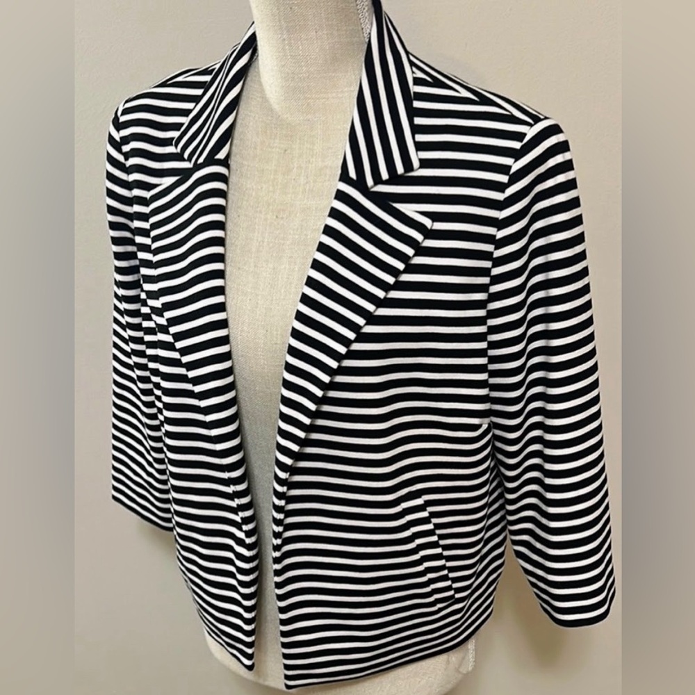 Chico’s Jacket - Black & White Striped Open-Front Jacket - Picture 3 of 11